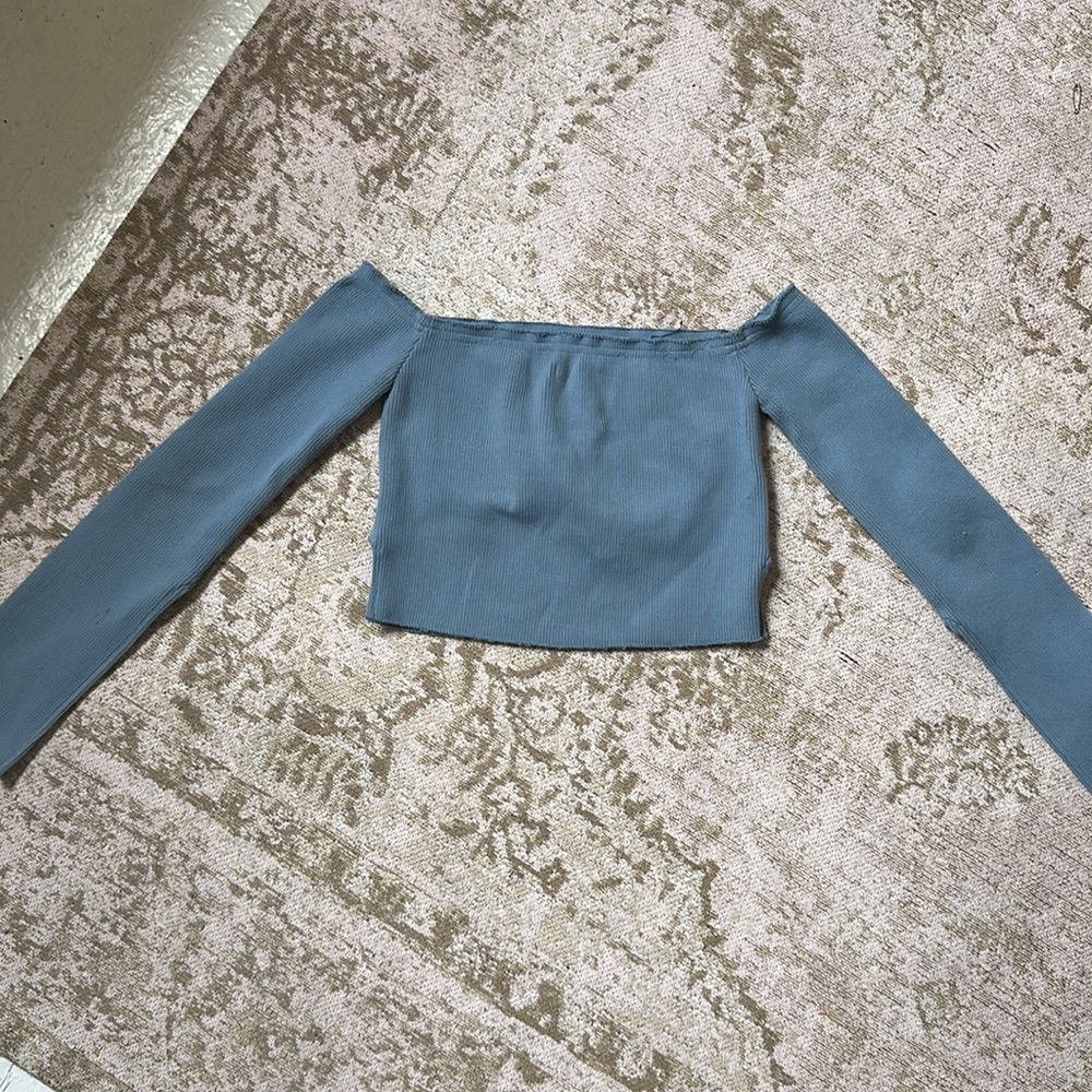 Orseund Iris Off the Shoulder Long Sleeve Crop Top - Picture 3 of 4